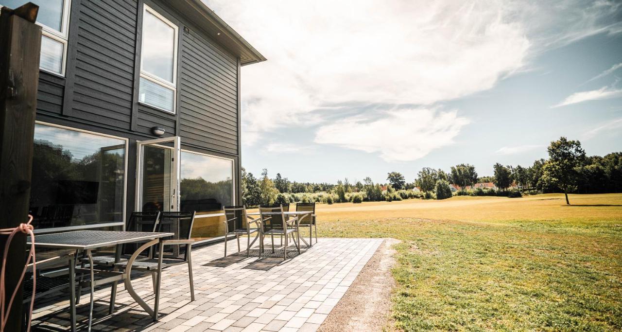 Saxnaes Ferieboende L Sara Färjestaden Exterior foto